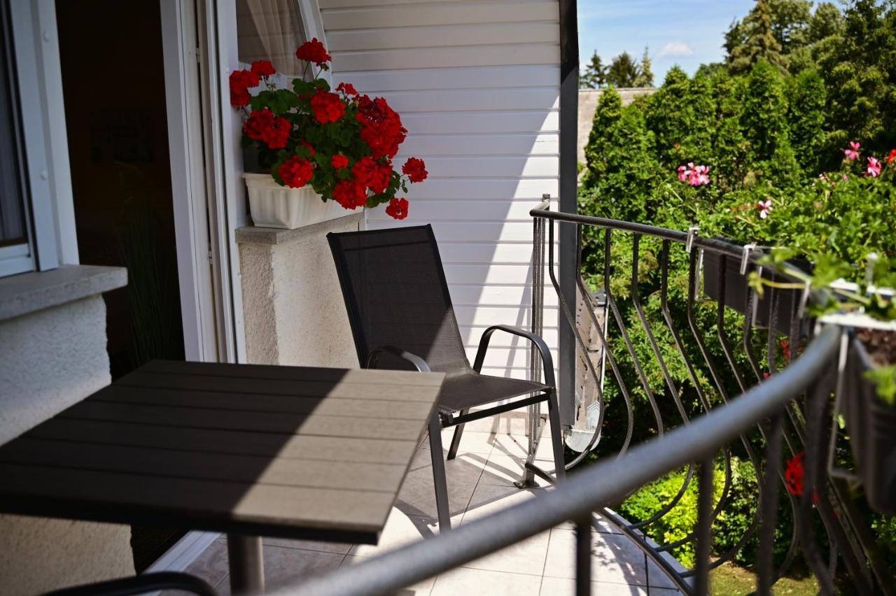 Villa Terrazza Balatongyorok Ngoại thất bức ảnh