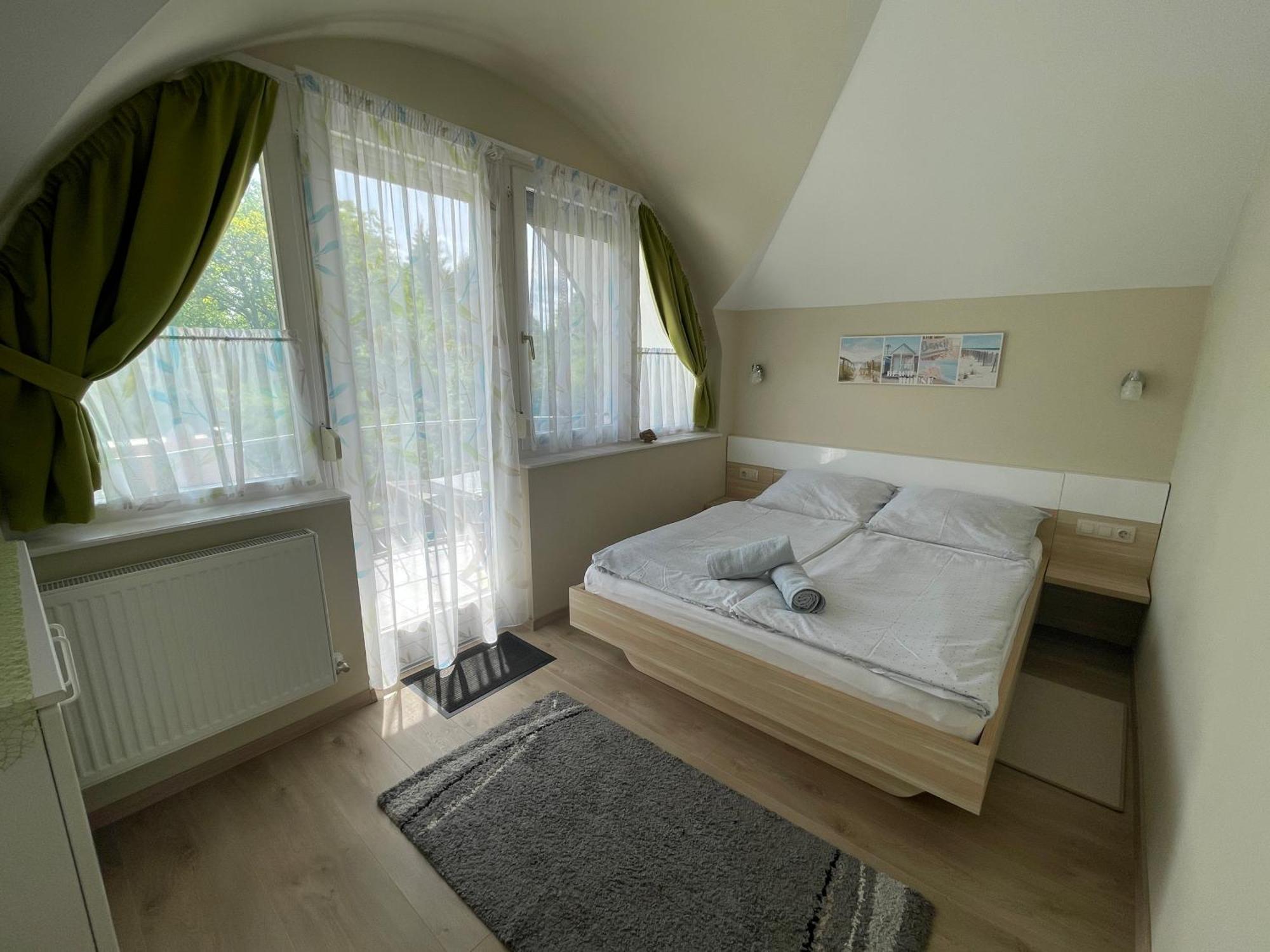 Villa Terrazza Balatongyorok Ngoại thất bức ảnh
